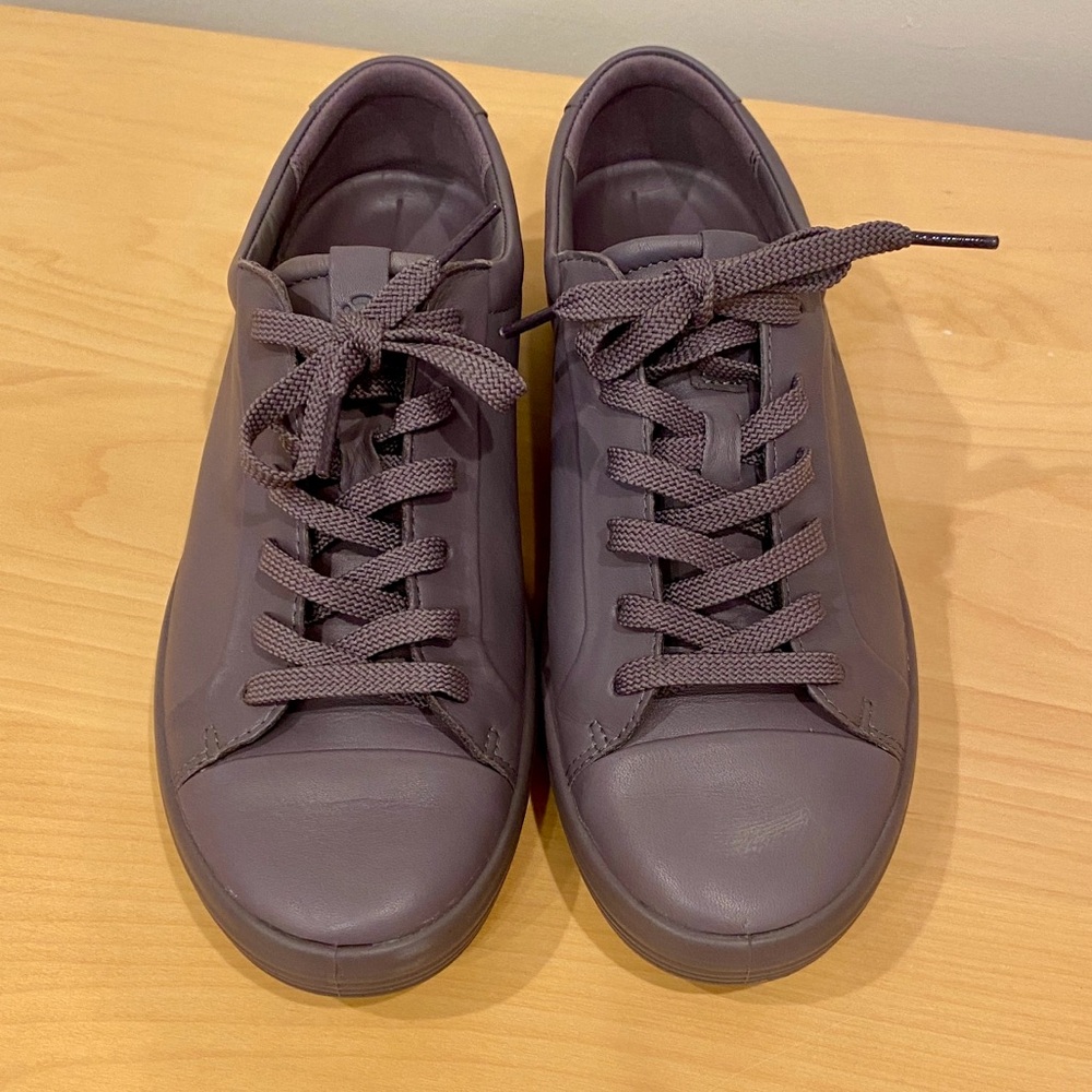 ECCO Women's Soft 7 Monochromatic 2.0 Sneaker size US 9, EU 40